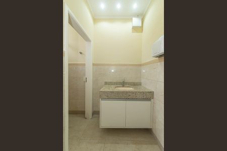 Casa para alugar com 500m², 4 quartos e 2 vagas Casa para alugar com 500m², 4 quartos e 2 vagasBanheiro da Suíte