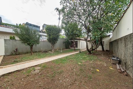 Casa para alugar com 500m², 4 quartos e 2 vagas Casa para alugar com 500m², 4 quartos e 2 vagasJardim
