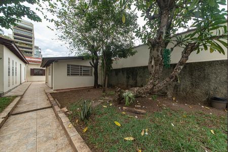 Casa para alugar com 500m², 4 quartos e 2 vagas Casa para alugar com 500m², 4 quartos e 2 vagasJardim