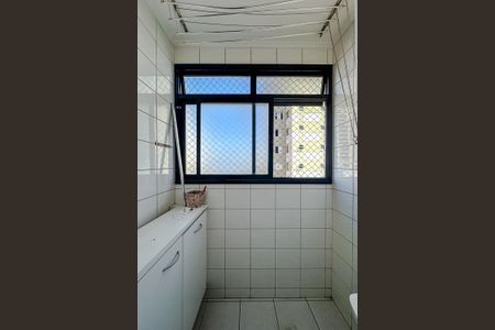 Apartamento à venda com 60m², 2 quartos e 1 vagaÁrea de Serviço