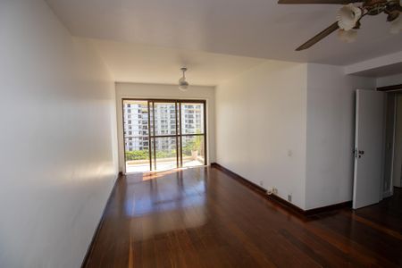 Apartamento para alugar com 106m², 3 quartos e 2 vagasSala