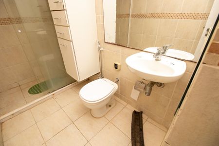 Apartamento para alugar com 106m², 3 quartos e 2 vagasBanheiro social