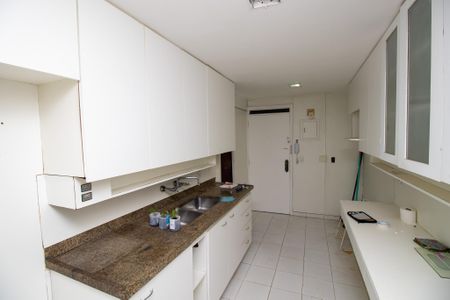 Apartamento para alugar com 106m², 3 quartos e 2 vagasCozinha