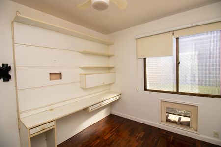 Apartamento para alugar com 106m², 3 quartos e 2 vagasQuarto 2
