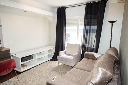 Sala de apartamento para alugar com 1 quarto, 76m² em Higienópolis, Porto Alegre