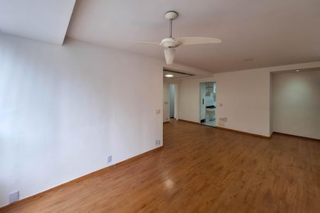 Sala de apartamento para alugar com 3 quartos, 116m² em Ingá, Niterói