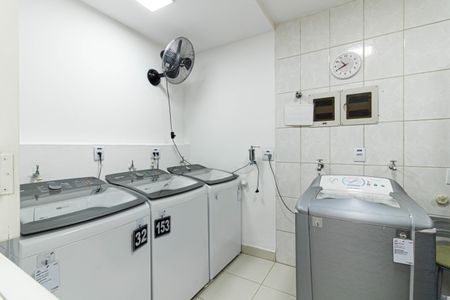 Apartamento para alugar com 45m², 2 quartos e 1 vaga Apartamento para alugar com 45m², 2 quartos e 1 vagaLavanderia