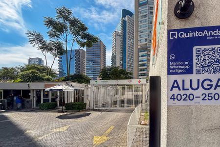 Apartamento para alugar com 35m², 1 quarto e 1 vaga Apartamento para alugar com 35m², 1 quarto e 1 vagaPlaca