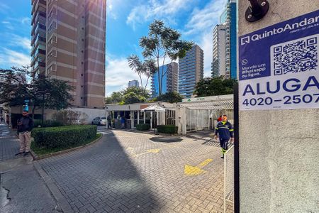 Apartamento para alugar com 35m², 1 quarto e 1 vaga Apartamento para alugar com 35m², 1 quarto e 1 vagaFachada