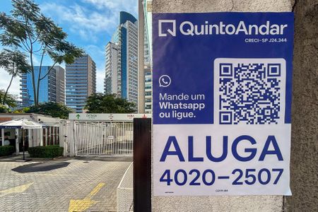 Apartamento para alugar com 35m², 1 quarto e 1 vaga Apartamento para alugar com 35m², 1 quarto e 1 vagaPlaca