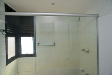 Apartamento para alugar com 145m², 4 quartos e 2 vagasBanheiro da Suíte