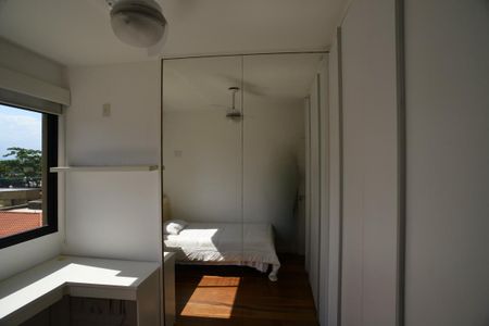 Apartamento para alugar com 145m², 4 quartos e 2 vagasQuarto 2