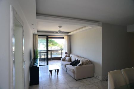 Sala de apartamento para alugar com 4 quartos, 145m² em Barra da Tijuca, Rio de Janeiro