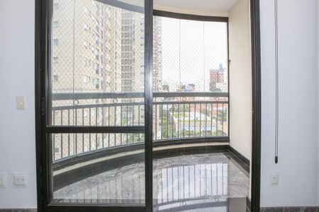 Sacada de apartamento à venda com 3 quartos, 116m² em Vila Romana, São Paulo
