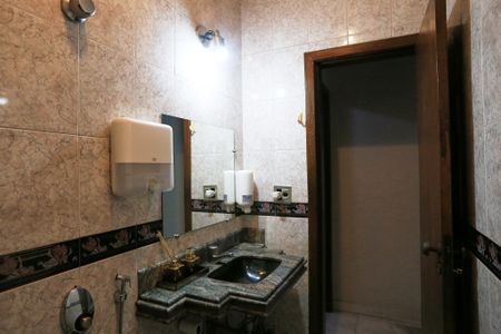 Casa para alugar com 360m², 3 quartos e 1 vagaBanheiro Social