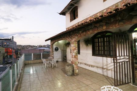 Casa para alugar com 360m², 3 quartos e 1 vagaVaranda da Sala