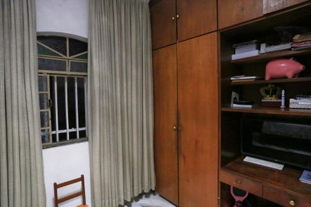 Casa para alugar com 360m², 3 quartos e 1 vagaQuarto