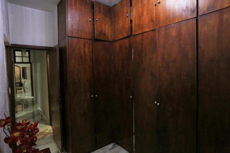 Casa para alugar com 360m², 3 quartos e 1 vagaSuíte