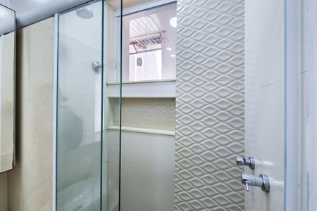 Apartamento à venda com 97m², 3 quartos e 1 vaga Apartamento à venda com 97m², 3 quartos e 1 vagaBanheiro Social