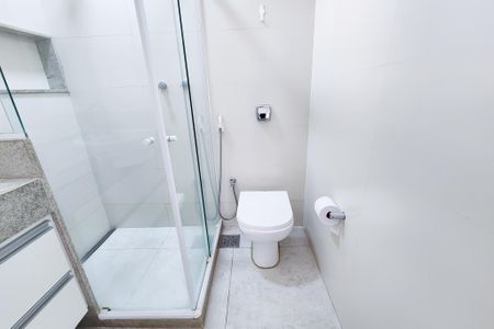 Apartamento à venda com 97m², 3 quartos e 1 vaga Apartamento à venda com 97m², 3 quartos e 1 vagaBanheiro da Suíte