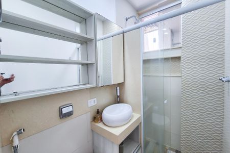 Apartamento à venda com 97m², 3 quartos e 1 vaga Apartamento à venda com 97m², 3 quartos e 1 vagaBanheiro Social