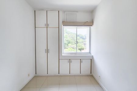 Apartamento à venda com 97m², 3 quartos e 1 vaga Apartamento à venda com 97m², 3 quartos e 1 vagaQuarto 2