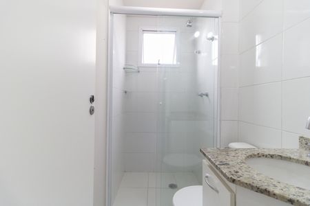 Apartamento para alugar com 56m², 2 quartos e 1 vaga Apartamento para alugar com 56m², 2 quartos e 1 vagaBanheiro social