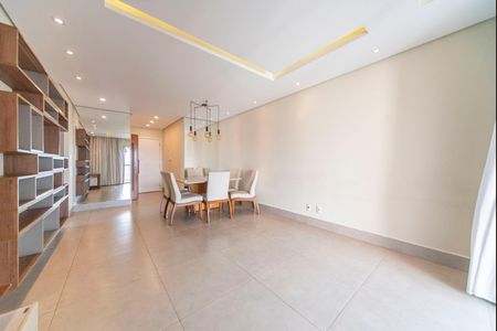 Apartamento para alugar com 92m², 2 quartos e 2 vagasSala