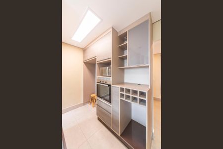 Apartamento para alugar com 92m², 2 quartos e 2 vagasCozinha