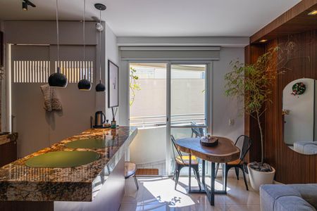 Sala de apartamento para alugar com 1 quarto, 35m² em Moema, São Paulo