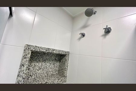 Apartamento para alugar com 68m², 2 quartos e 1 vaga Apartamento para alugar com 68m², 2 quartos e 1 vagaBanheiro