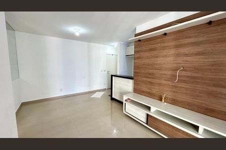 Apartamento para alugar com 68m², 2 quartos e 1 vaga Apartamento para alugar com 68m², 2 quartos e 1 vagaSala