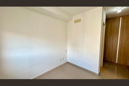 Apartamento para alugar com 68m², 2 quartos e 1 vaga Apartamento para alugar com 68m², 2 quartos e 1 vagaSuíte