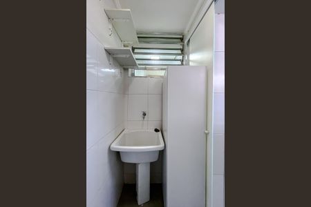 Apartamento à venda com 70m², 2 quartos e 1 vagaÁrea de Serviço