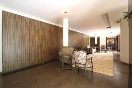 Apartamento para alugar com 210m², 3 quartos e 3 vagasHall Social