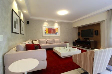 Sala de apartamento à venda com 3 quartos, 210m² em Moema, São Paulo