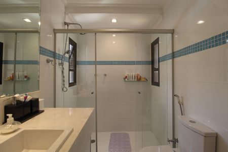 Apartamento para alugar com 210m², 3 quartos e 3 vagasBanheiro da Suíte 1