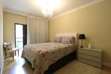 Apartamento para alugar com 210m², 3 quartos e 3 vagasSuíte 2