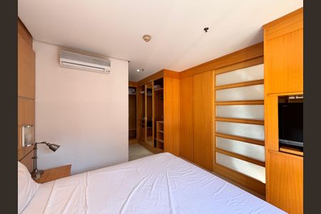 Apartamento para alugar com 45m², 1 quarto e 1 vaga Apartamento para alugar com 45m², 1 quarto e 1 vagaSuíte