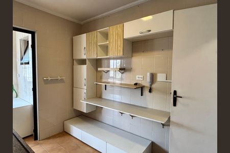 Apartamento para alugar com 67m², 2 quartos e 1 vagaCozinha