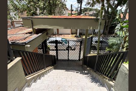 Apartamento para alugar com 67m², 2 quartos e 1 vagaEntrada