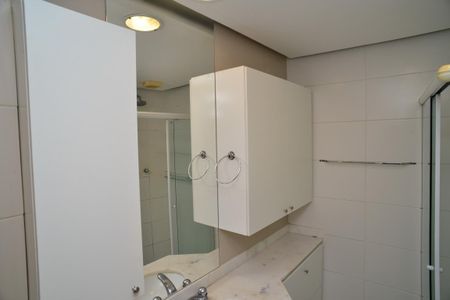 Apartamento para alugar com 130m², 3 quartos e 2 vagas Apartamento para alugar com 130m², 3 quartos e 2 vagasBanheiro Suíte