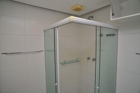 Apartamento para alugar com 130m², 3 quartos e 2 vagas Apartamento para alugar com 130m², 3 quartos e 2 vagasBanheiro Suíte