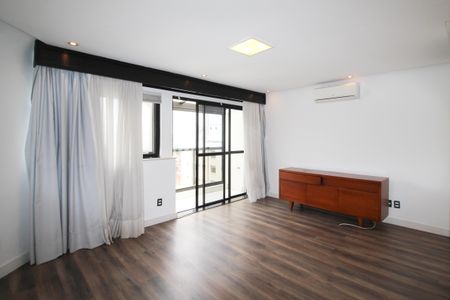 Apartamento para alugar com 82m², 1 quarto e 1 vagaSuíte