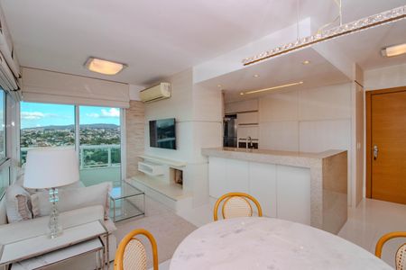 Sala de apartamento para alugar com 2 quartos, 75m² em Três Figueiras, Porto Alegre