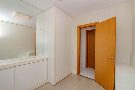 Apartamento para alugar com 75m², 2 quartos e 1 vagaQuarto