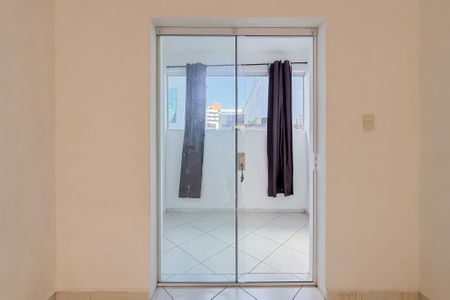 Apartamento à venda com 78m², 1 quarto e sem vaga Apartamento à venda com 78m², 1 quarto e sem vagaVaranda