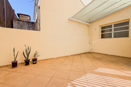 Apartamento à venda com 78m², 1 quarto e sem vaga Apartamento à venda com 78m², 1 quarto e sem vagaTerraço
