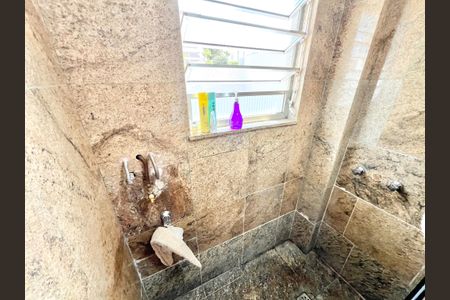 Casa à venda com 350m², 3 quartos e 4 vagasBanheiro