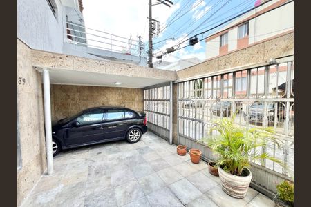 Casa à venda com 350m², 3 quartos e 4 vagasGaragem